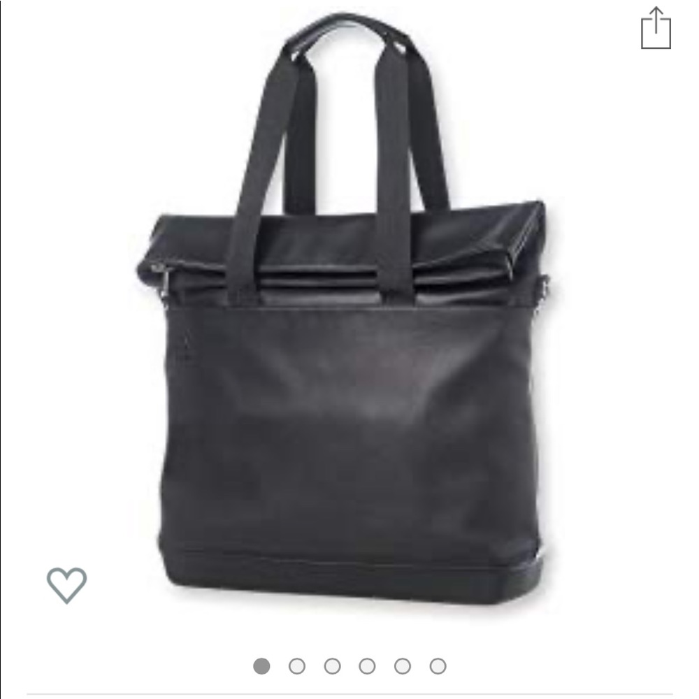 Moleskine Classic Vertical Weekender Bag
